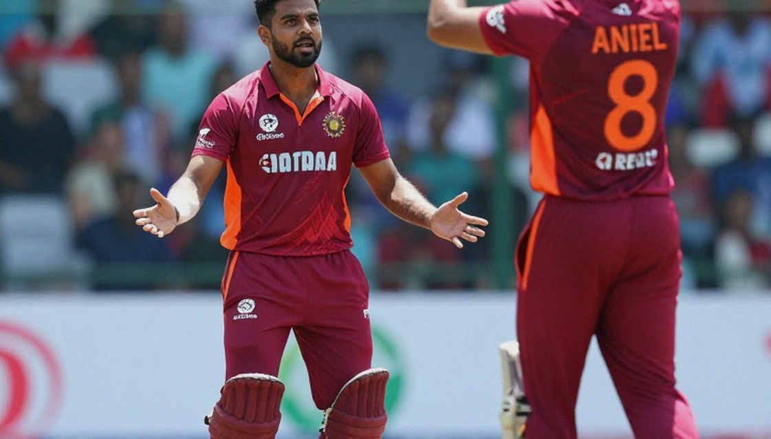 हेमस्ट्रिंग चोट से उबरकर वापसी की तैयारी में जेमिमा रोड्रिग्स: लंबा अंतराल, अनसुलझे सवाल और टीम की गहराई की परीक्षा